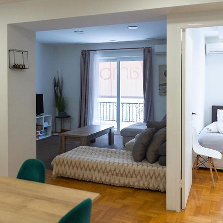 Acropolis View 4-Bd Central Apartment Афіни Екстер'єр фото