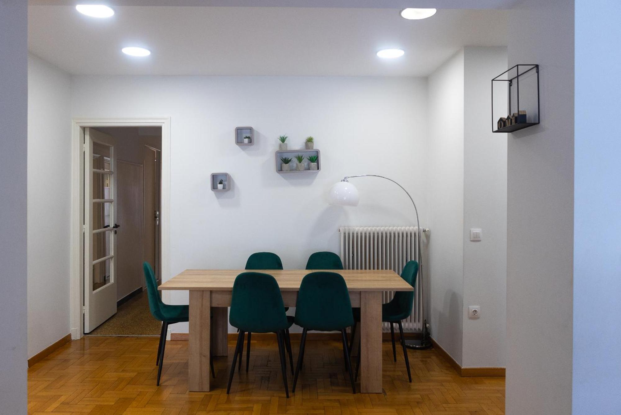 Acropolis View 4-Bd Central Apartment Афіни Екстер'єр фото